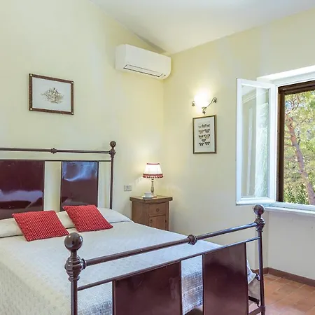 Villa Poggio Le Martore 14, Emma Villas *