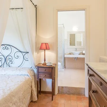 Villa Poggio Le Martore 14, Emma Villas