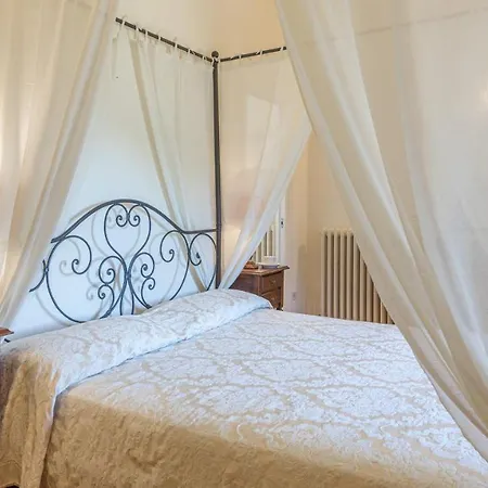 Villa Poggio Le Martore 14, Emma Villas